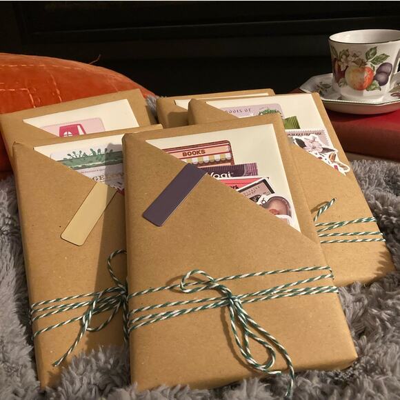 Blind Date with a Book - Magical Realism - Picture 1 of 2